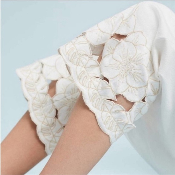 NWT Anthropologie Pilcro Embroidered Cut Out Hem Cropped Jeans SZ 26 Z372-20 - Picture 2 of 6